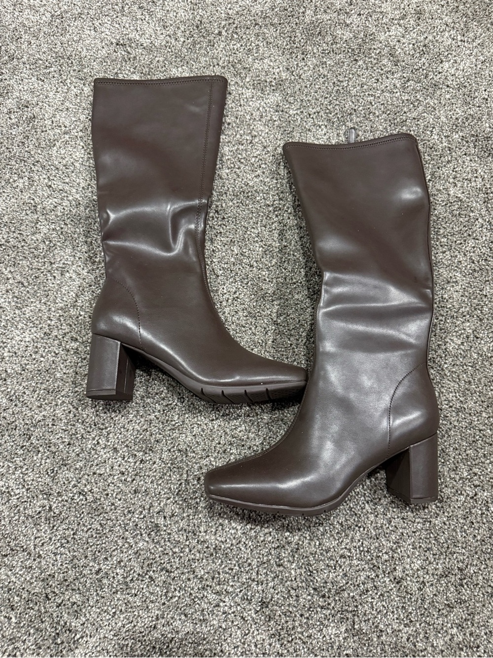 Women’s Aerosoles Tall Brown Boots -Size 7.5